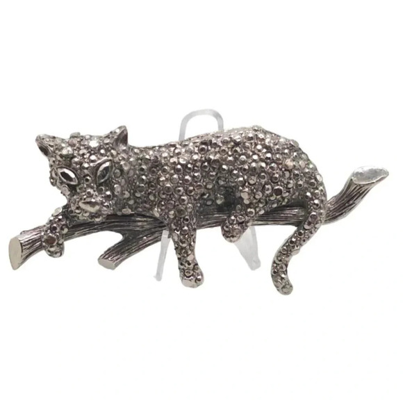 Marcasite Lounging Leopard on Branch Brooch Pin Silver Tone Vintage - Picture 1 of 5
